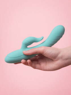 Chloe - Vibrator Curbat image 7