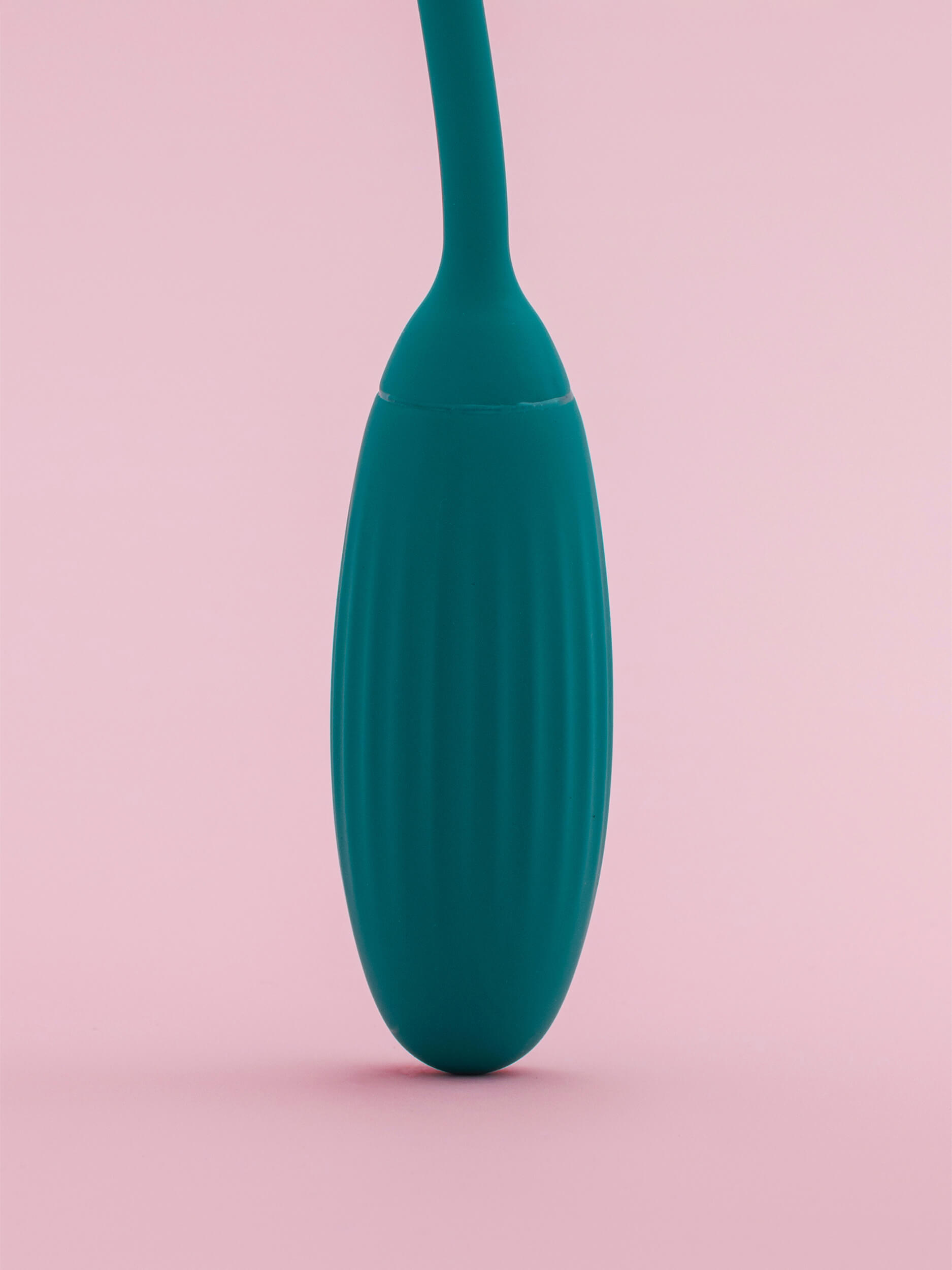 Tailwind - Vibrator Mic cu Sucțiune image 3