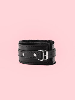 Catuse cu Puf Maini si Picioare Hogtie image 2