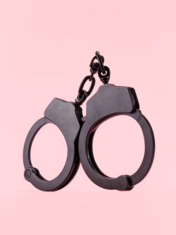 Catuse Sexuale Negru Mat Politist thumbnail image 