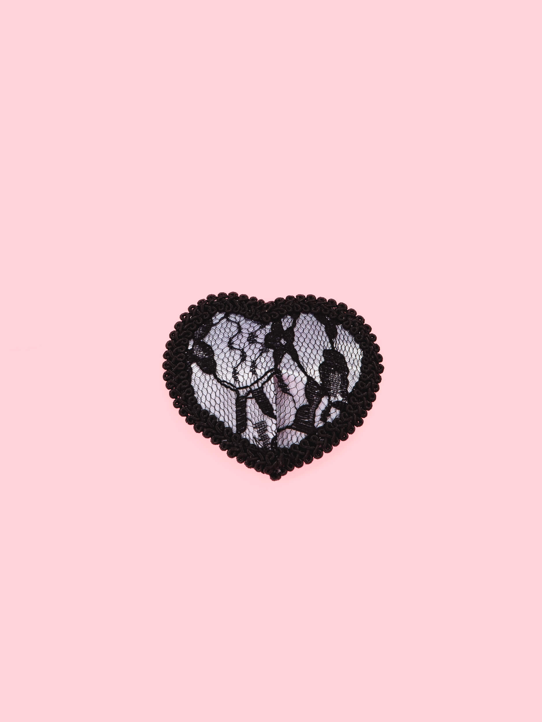 Sexy Heart Nipple Covers cu Model image 1