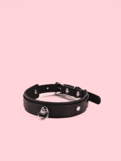 Choker din Piele Simplu cu Inel thumbnail image