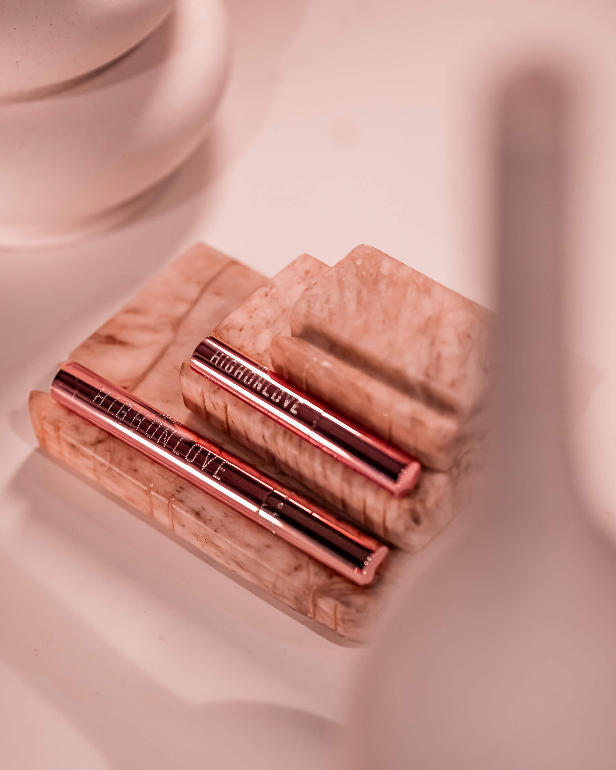 High on Love - Lip Gloss Pentru Cupluri cu Plumping si Stimulare image 2