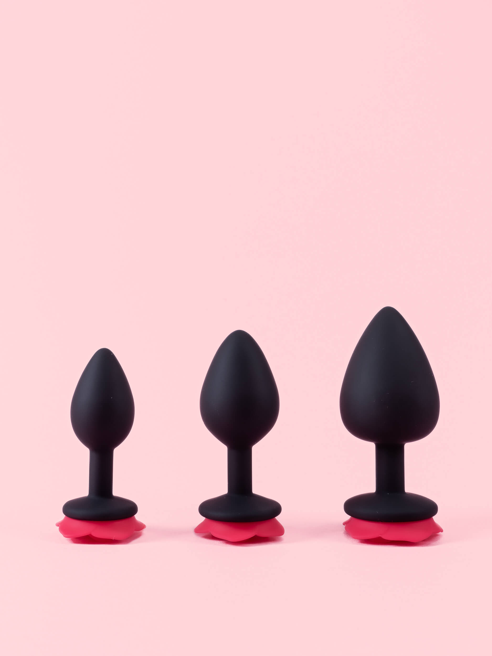 Butt Plug din Silicon Negru cu Trandafir image 6