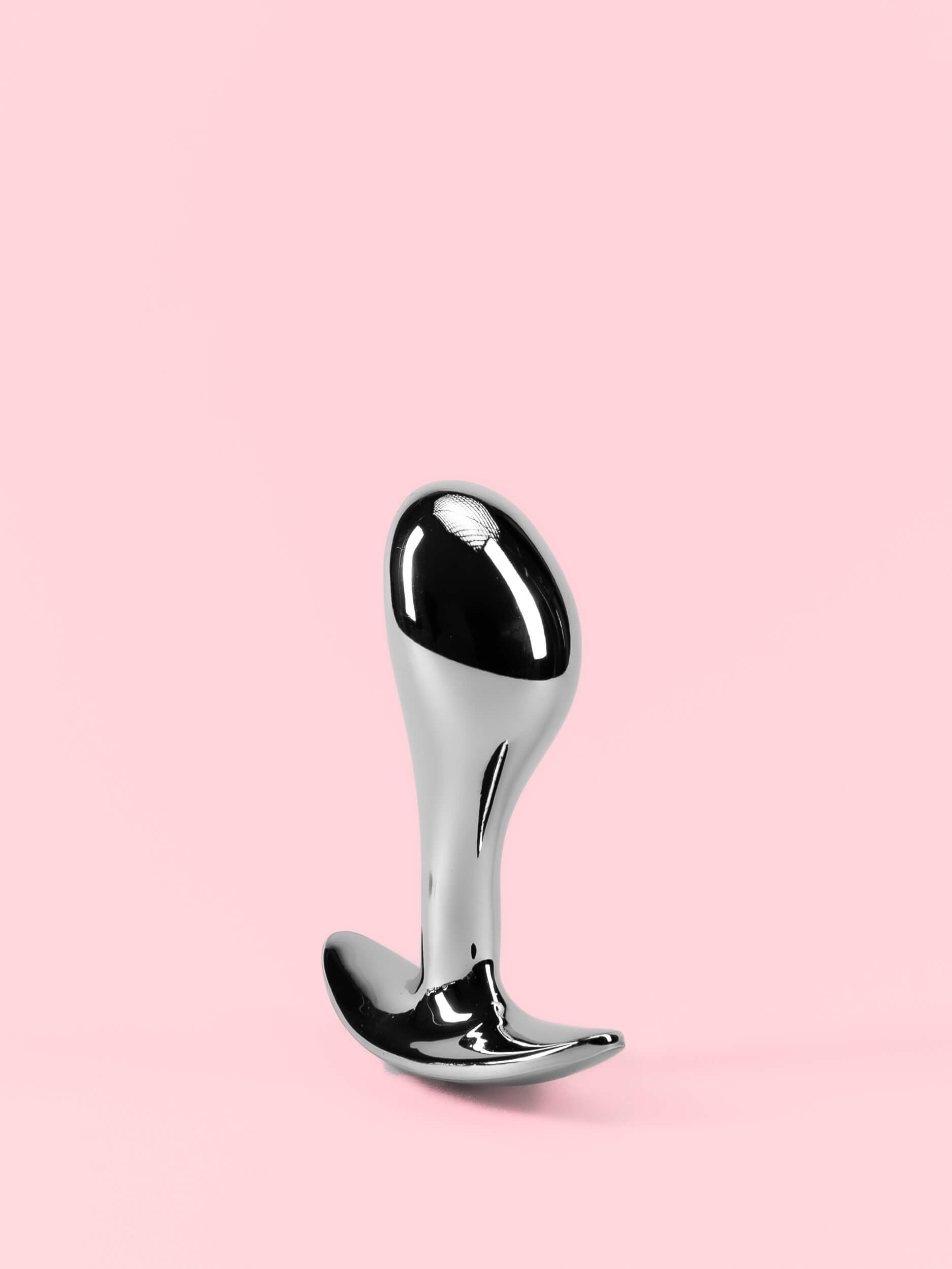 Butt Plug din Metal cu Design Curbat image 1