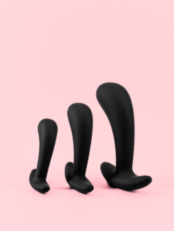Butt Plug din Silicon Flexibil cu Design Curbat - 3 Mărimi image 3